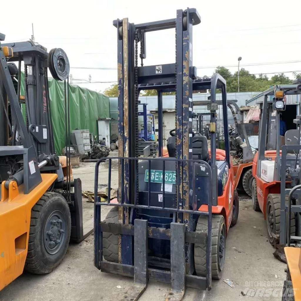 Heli 30 Dizel forkliftler