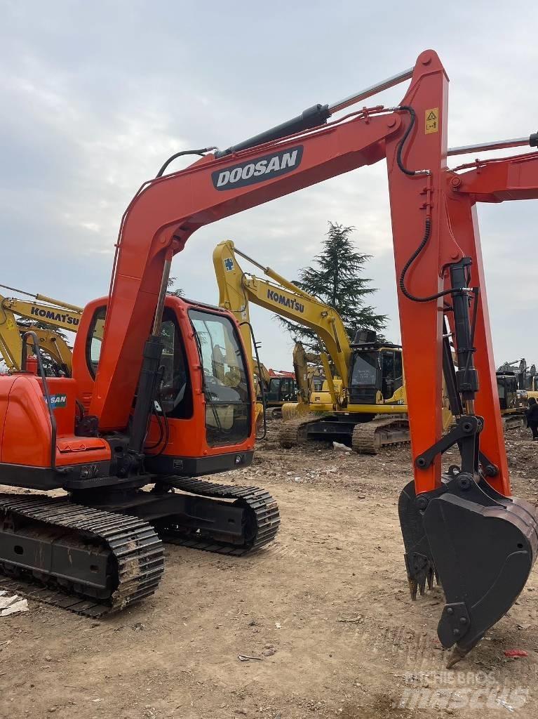Doosan DX80 Midi ekskavatörler 7 - 12 t