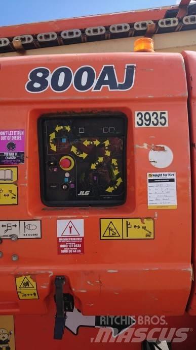 JLG 800AJ Körüklü personel platformları