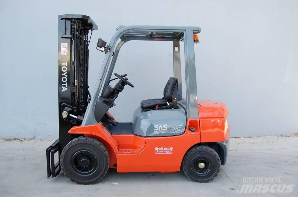 Toyota 7 FD 25 Dizel forkliftler