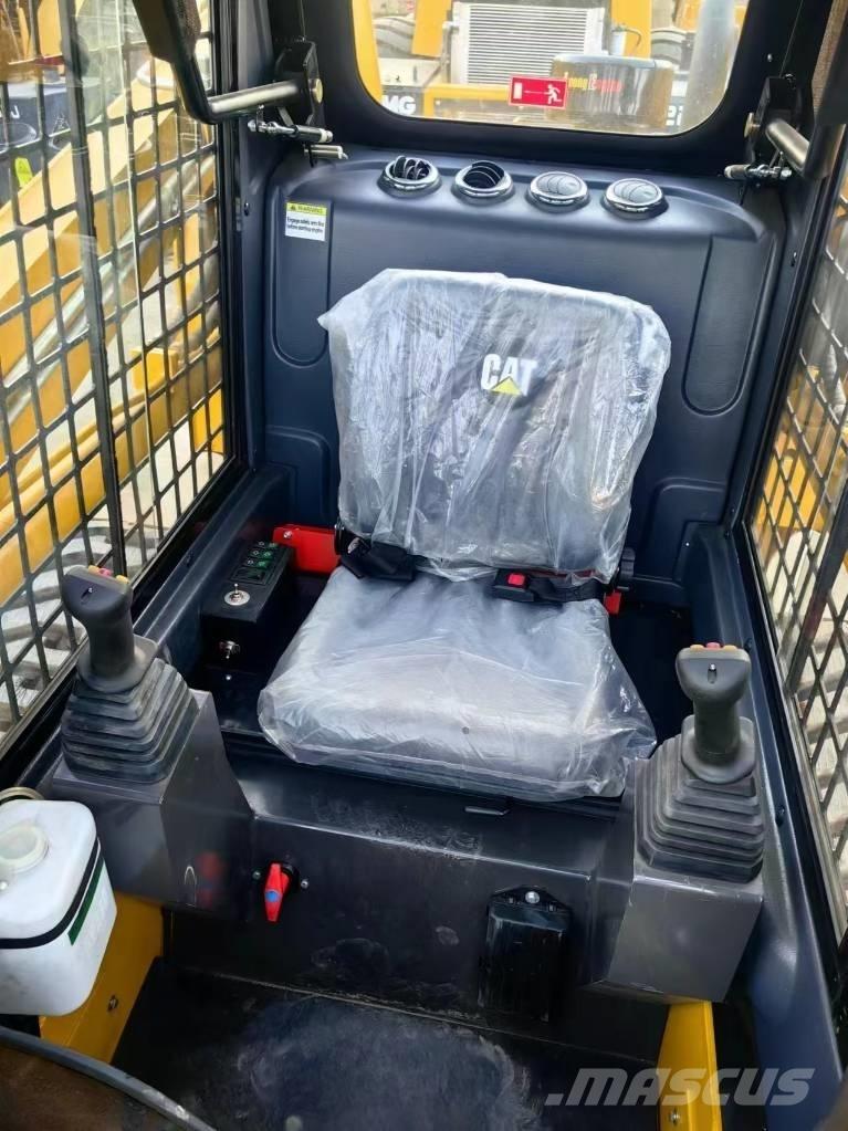 CAT 277 D Skid steer loderler