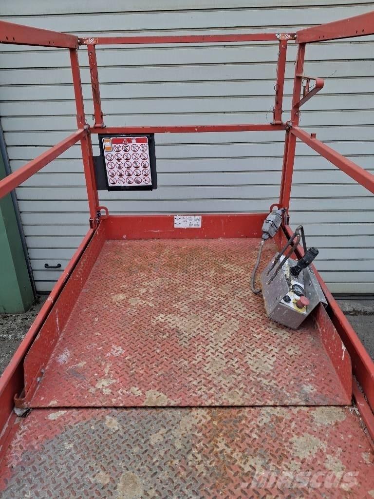 SkyJack SJ III 4632 Makasli platformlar