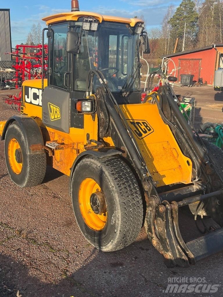 JCB 411 HT Tekerlekli yükleyiciler