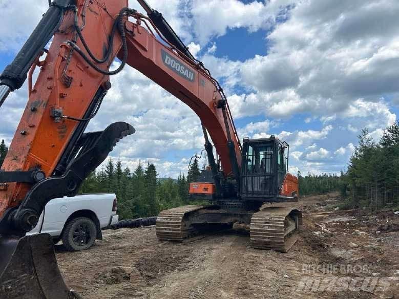 Doosan DX 350 LC Paletli ekskavatörler