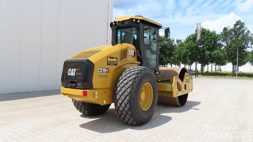 CAT CS10GC Tek tamburlu silindirler
