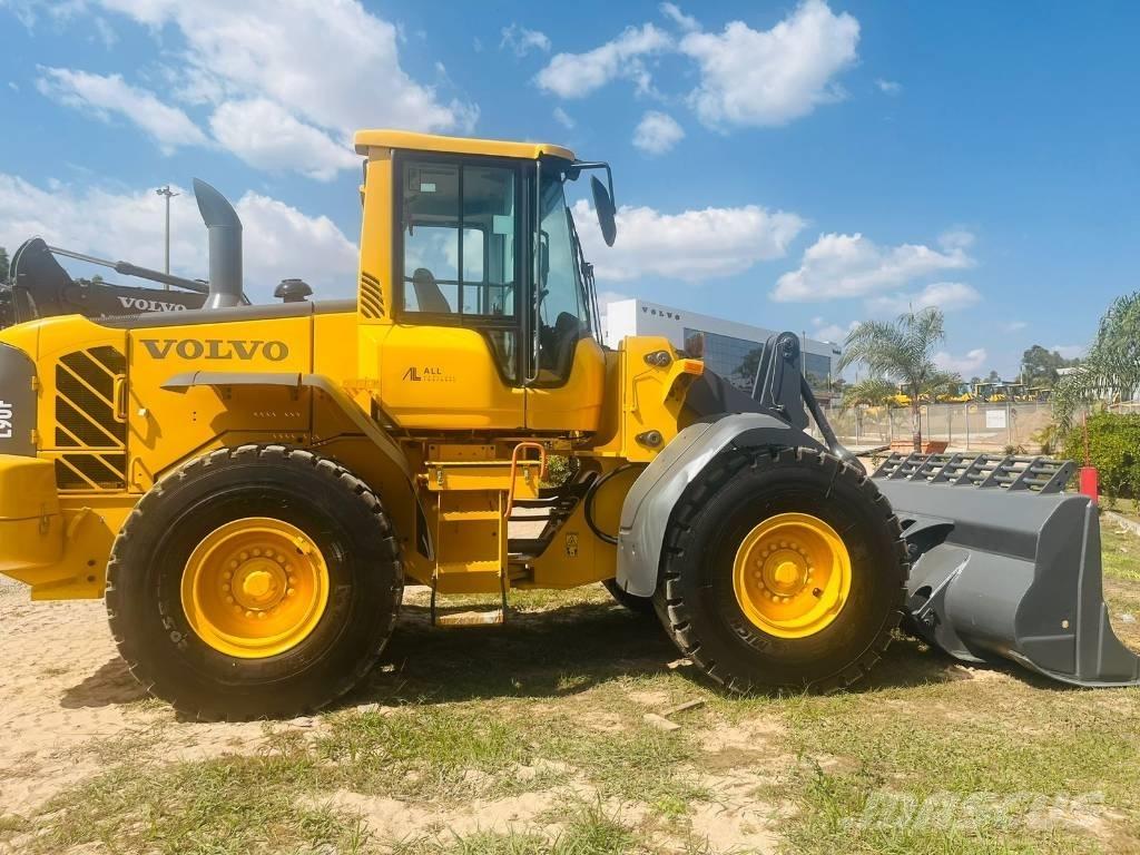 Volvo L 90 F Tekerlekli yükleyiciler