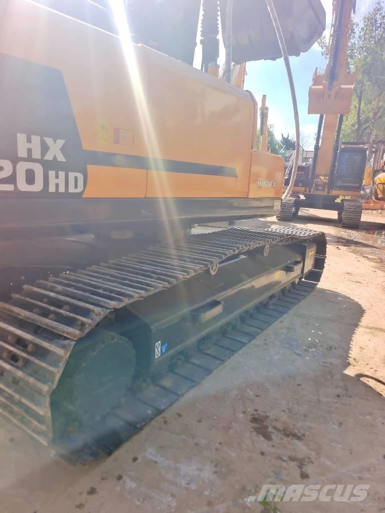 Hyundai HX220HD Paletli ekskavatörler
