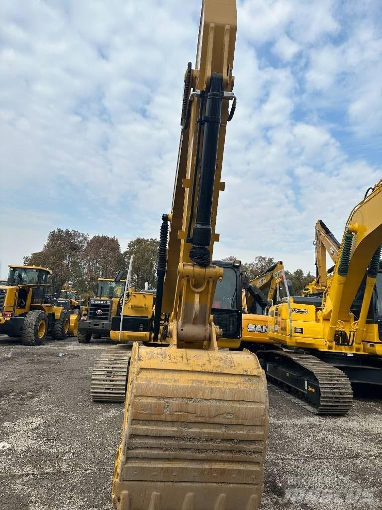 CAT 320 D2 Paletli ekskavatörler