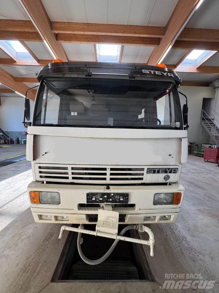 Steyr 13S21 Itfaiye araçlari