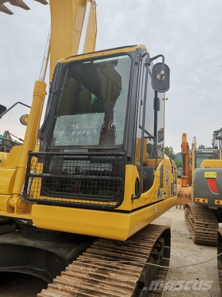 Komatsu PC 200 LC-8 Paletli ekskavatörler