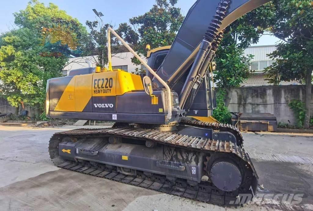 Volvo EC 220 Paletli ekskavatörler
