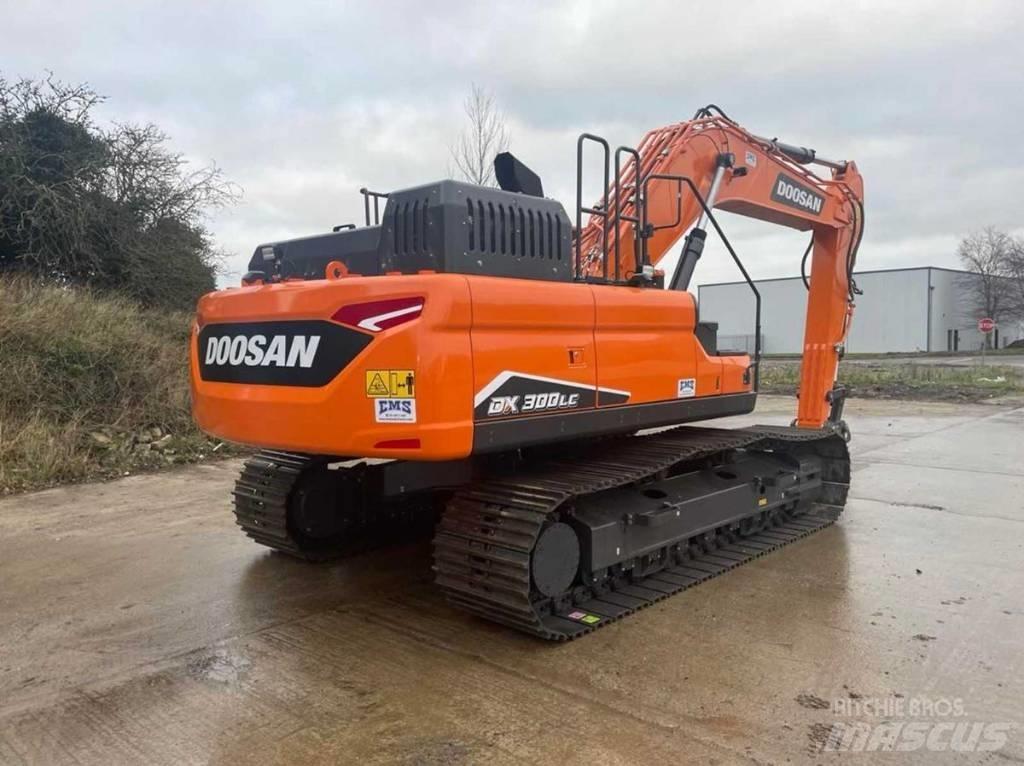 Doosan Dx300LC-7 Paletli ekskavatörler