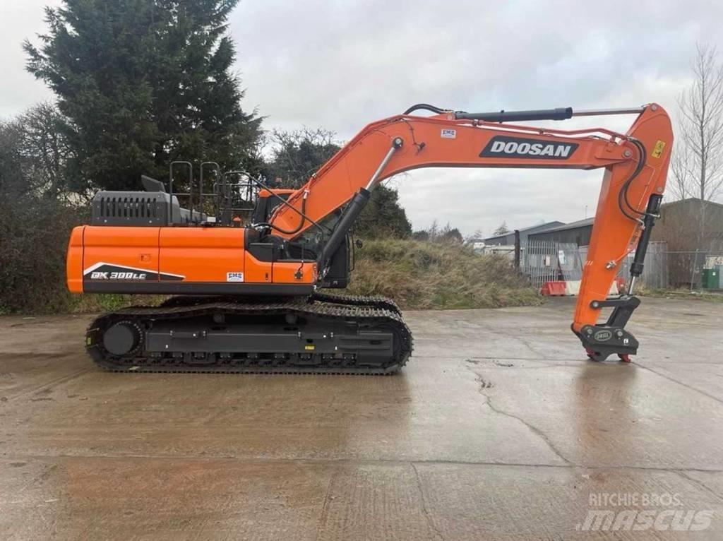 Doosan Dx300LC-7 Paletli ekskavatörler