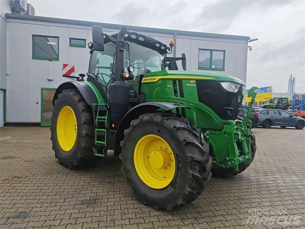 John Deere 6R 250 Traktörler