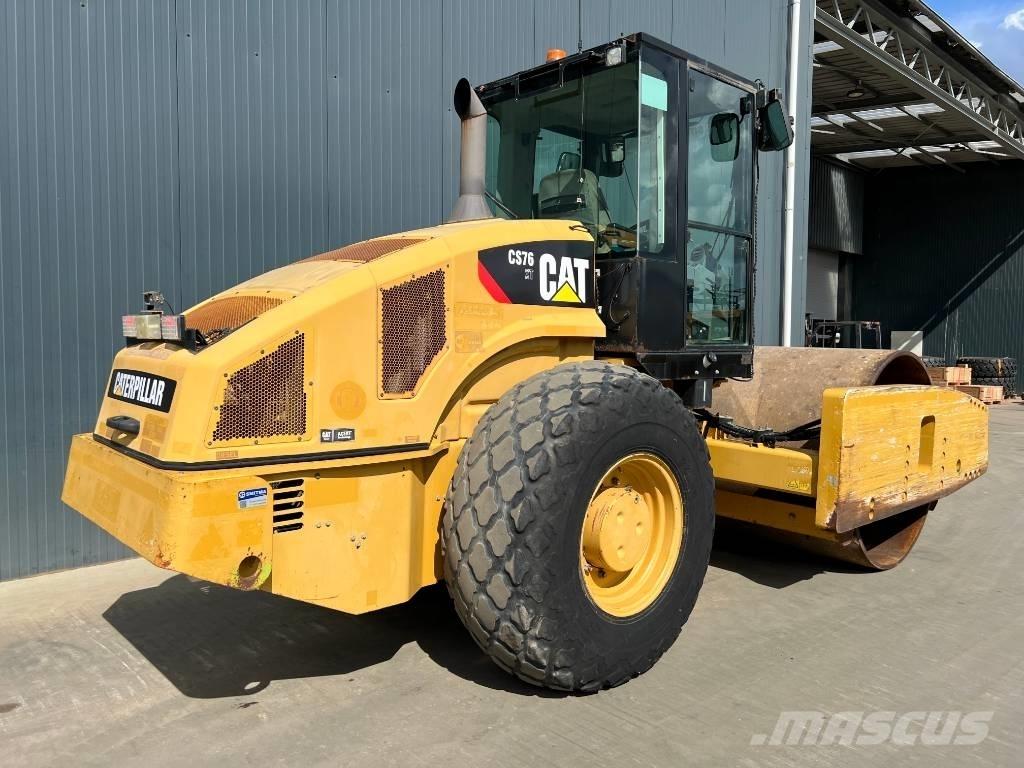CAT CS76 XT Tek tamburlu silindirler