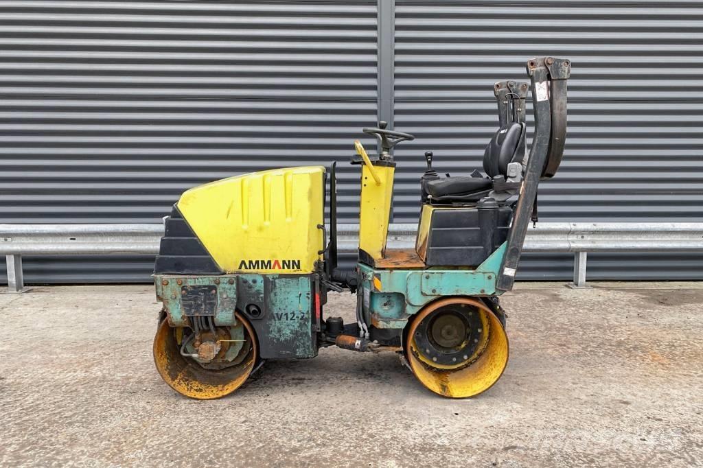 Ammann AV 12-2 Çift tamburlu silindirler
