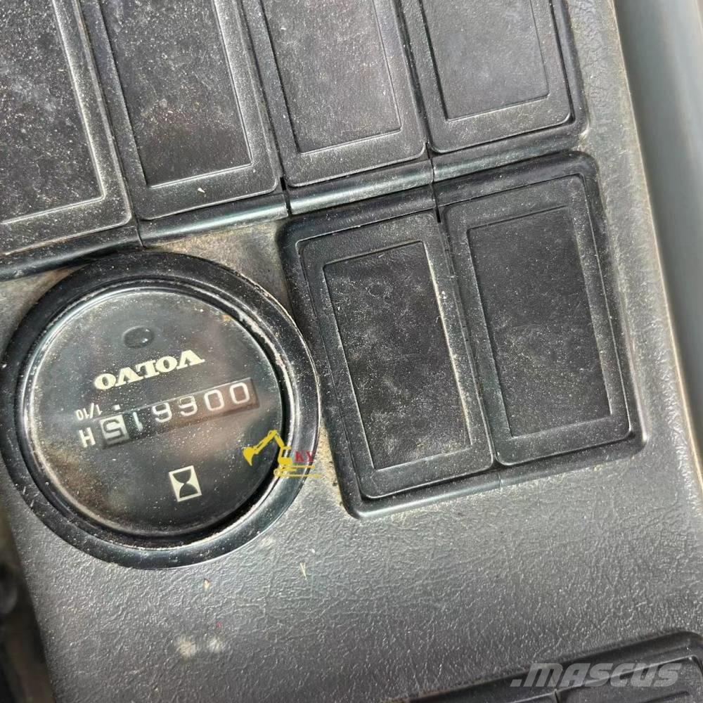 Volvo 290 Paletli ekskavatörler