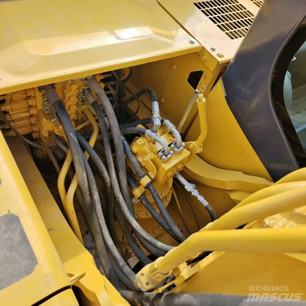 Komatsu PC300 Paletli ekskavatörler