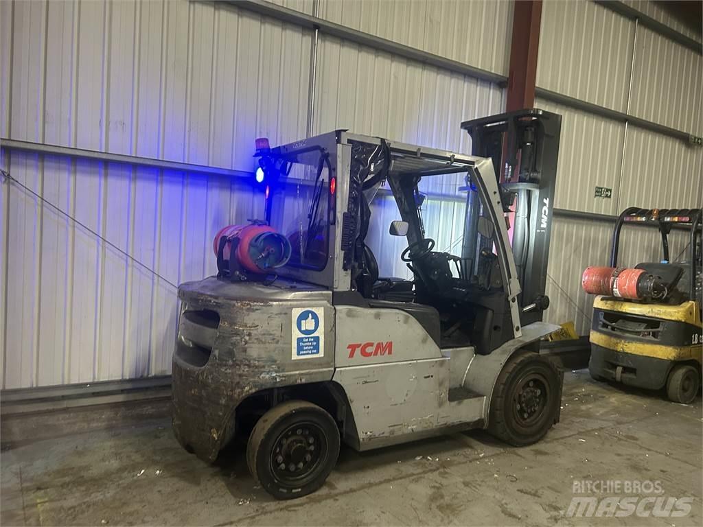 TCM J1F4A40LQ LPG'li forkliftler