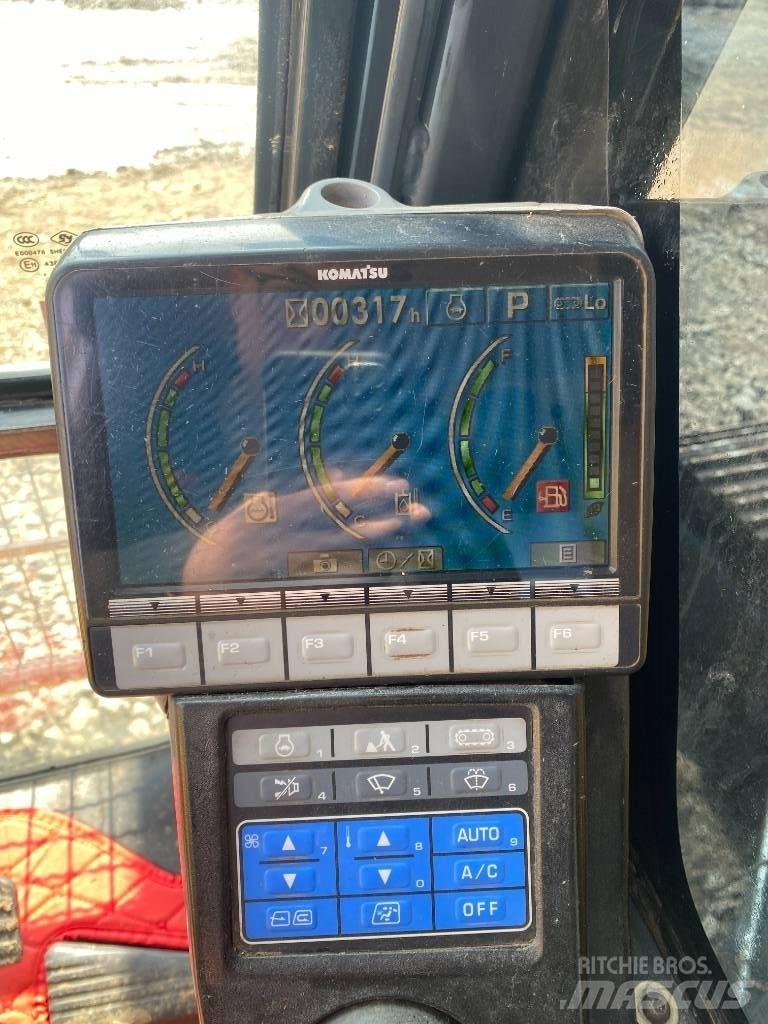 Komatsu PC 200-8 Paletli ekskavatörler