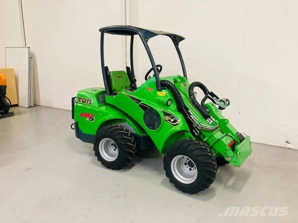 Avant E 513 Mini yükleyiciler