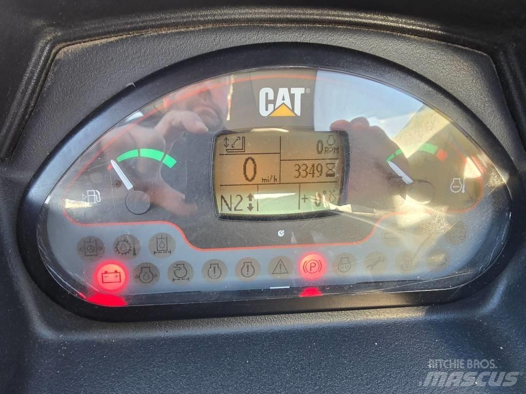 CAT TH337C Teleskopik yükleyiciler