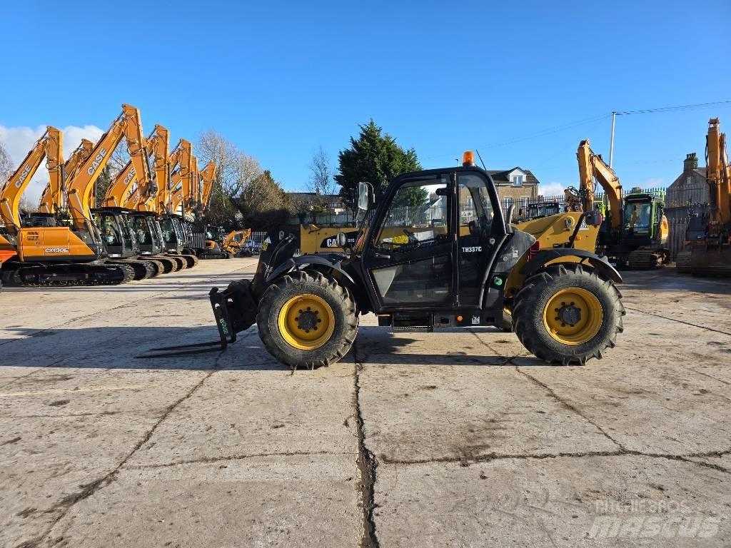 CAT TH337C Teleskopik yükleyiciler