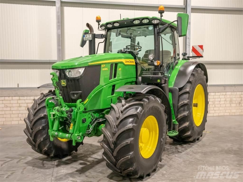 John Deere 6R215 Traktörler