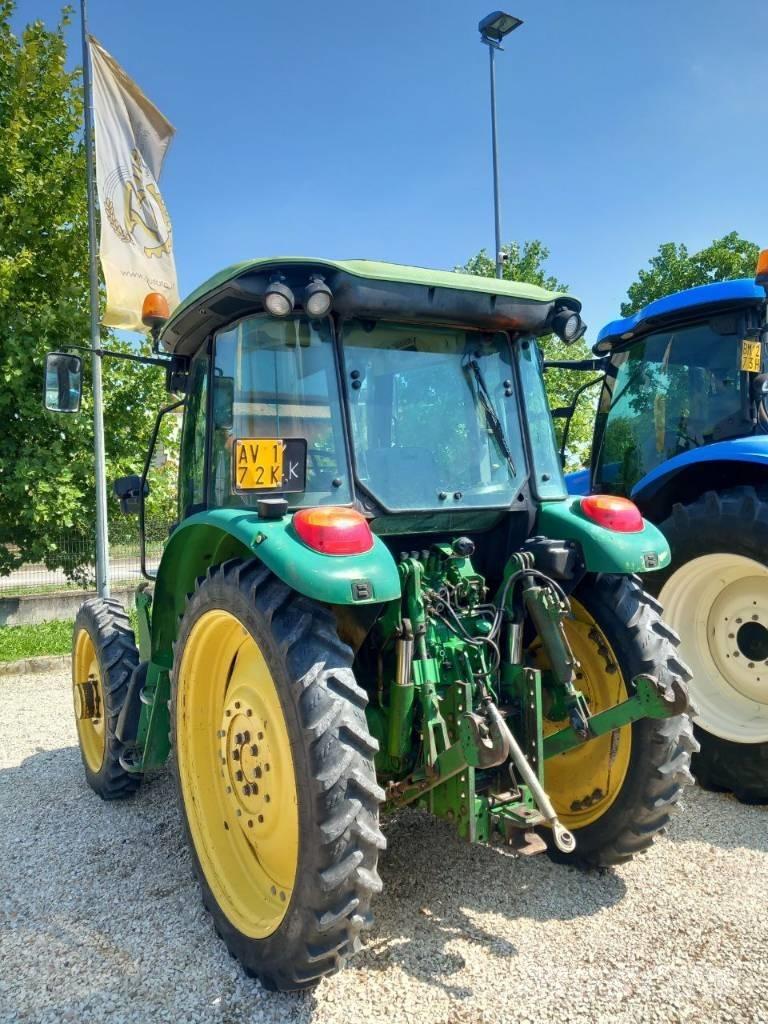 John Deere 5820 Traktörler