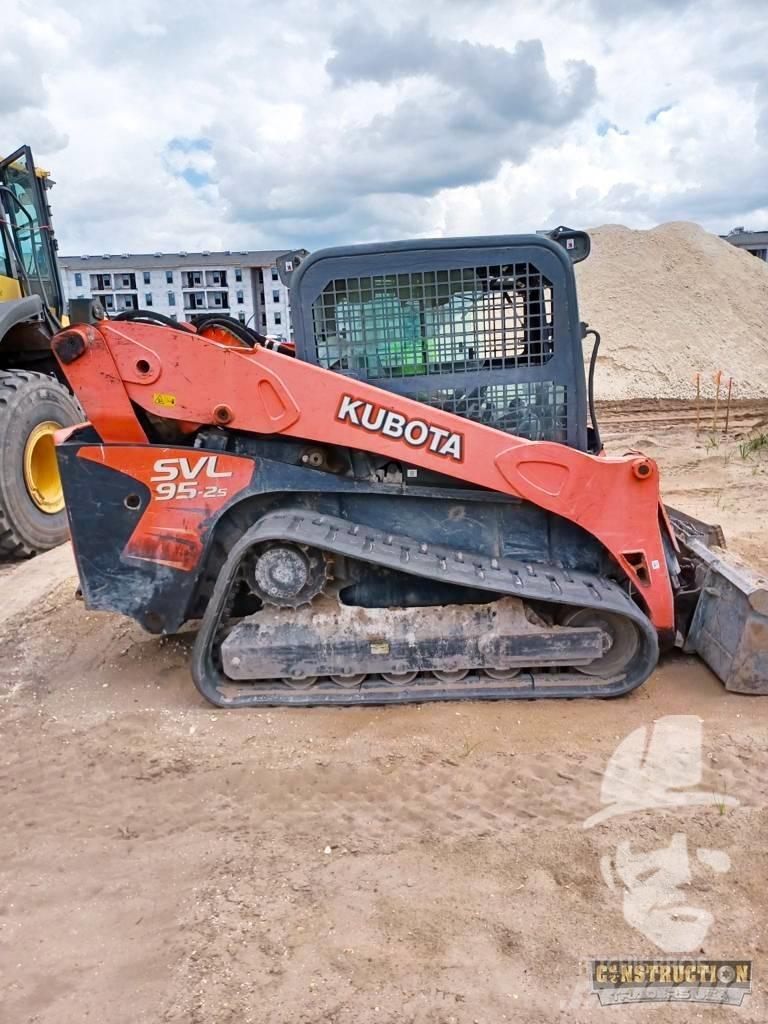 Kubota SVL 95-2 S Skid steer loderler