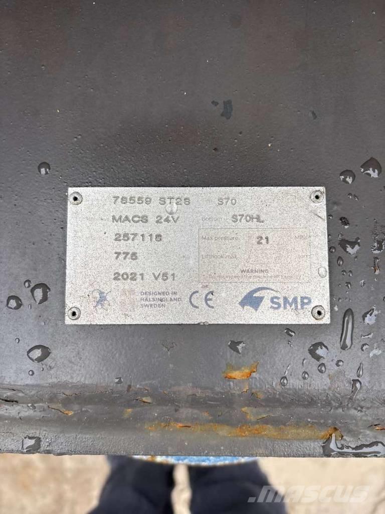 Volvo ECR 235 E Paletli ekskavatörler