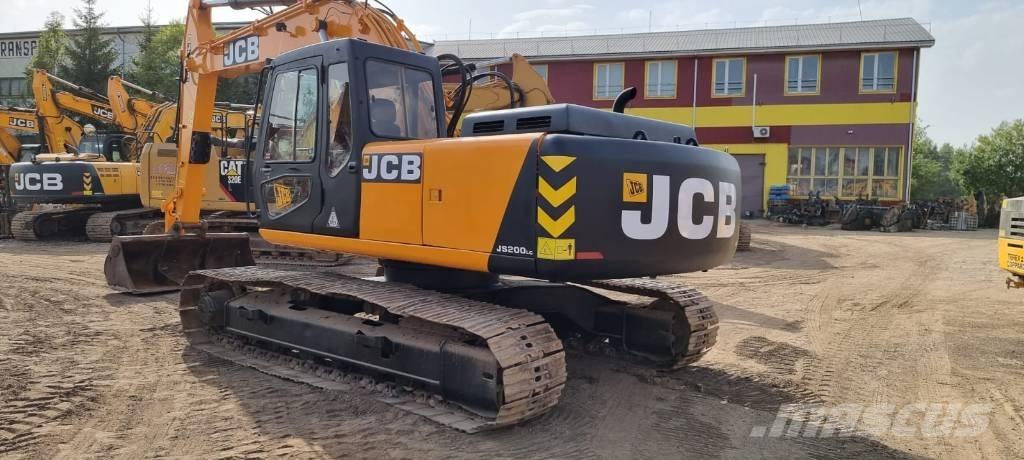 JCB JS 200 LC Paletli ekskavatörler