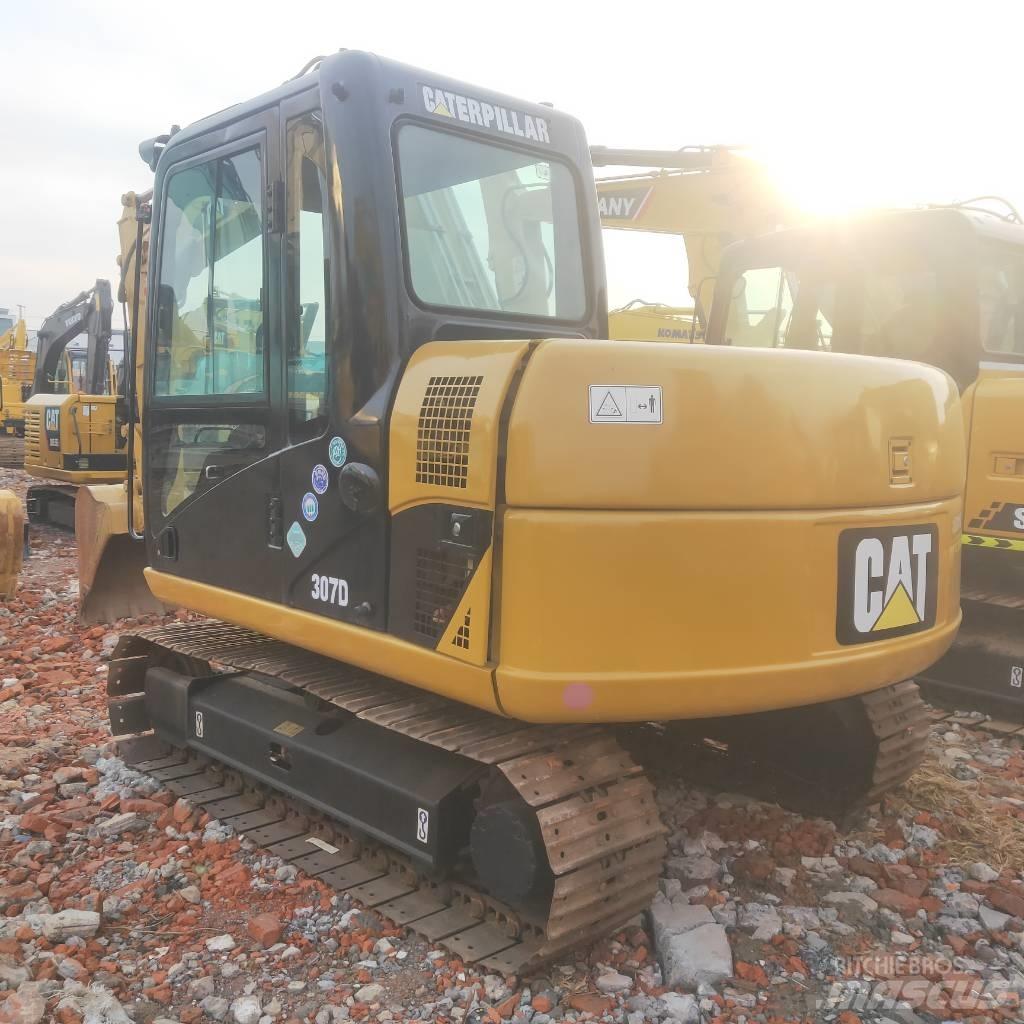 CAT 307 D Paletli ekskavatörler