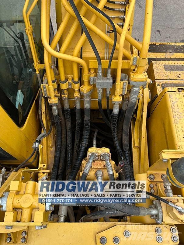 Komatsu PC 490 LC-11 Paletli ekskavatörler