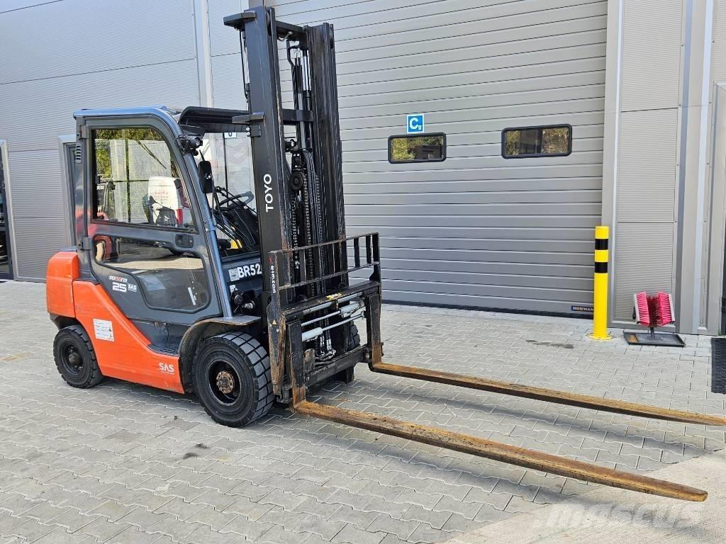 Toyota 8FDF25 Dizel forkliftler