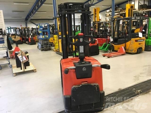 BT SPE 160 L Yaya kumandali istif makinasi