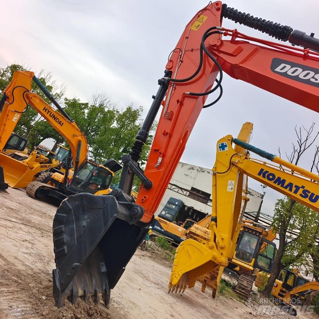 Doosan DX300 Paletli ekskavatörler
