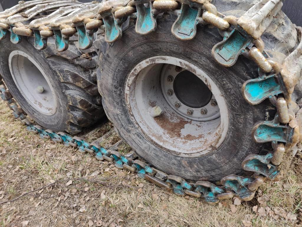 Komatsu 901 XC Biçerdöverler