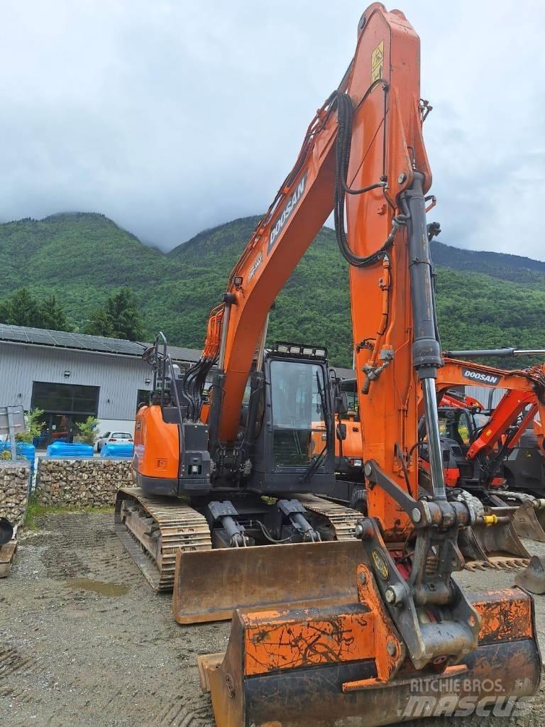 Doosan DX 140 LCR-7 Paletli ekskavatörler