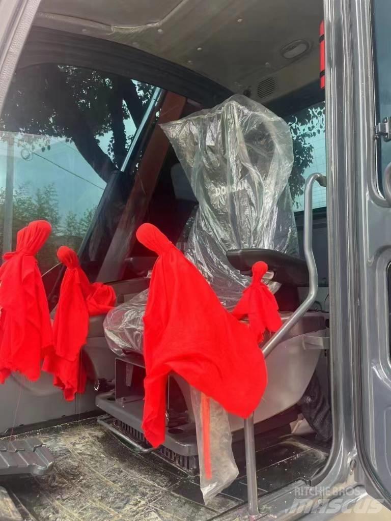 Doosan DX75 Mini ekskavatörler, 7 tona dek