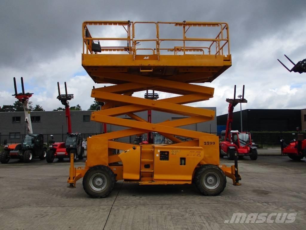 JLG 4394RT (337) Makasli platformlar