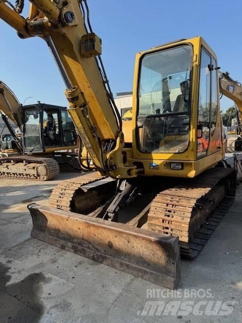 Komatsu PC 110 Paletli ekskavatörler