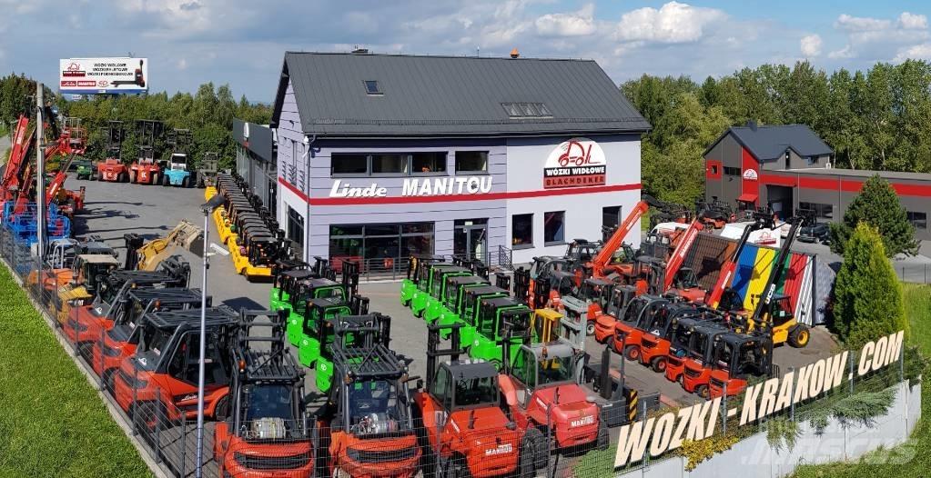Manitou M30-4 Arazi tipi forklift