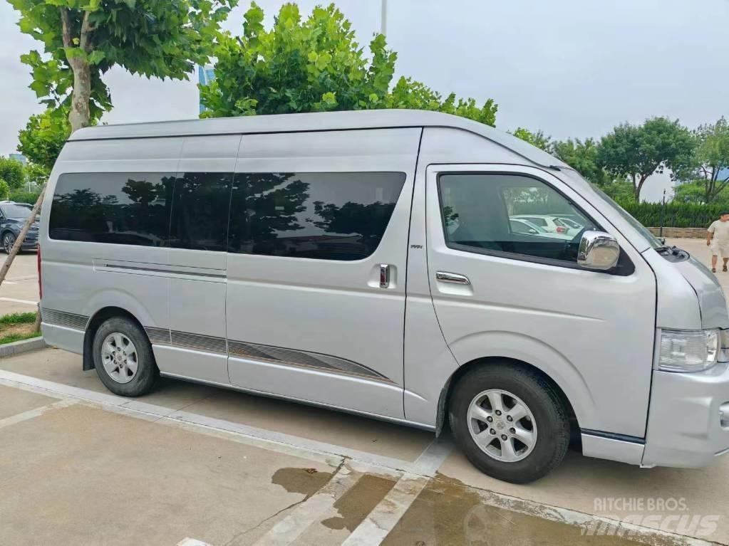 Toyota Coaster Sehirlerarasi otobüsler