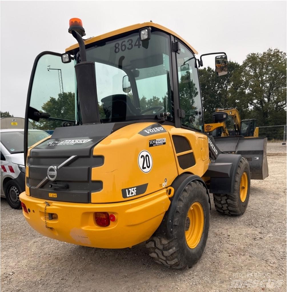 Volvo L25F Tekerlekli yükleyiciler