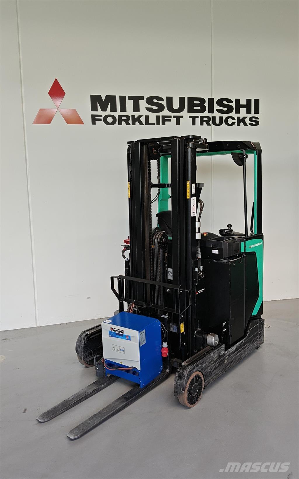 Mitsubishi RB14N2S Reach truck - depo içi istif araçları