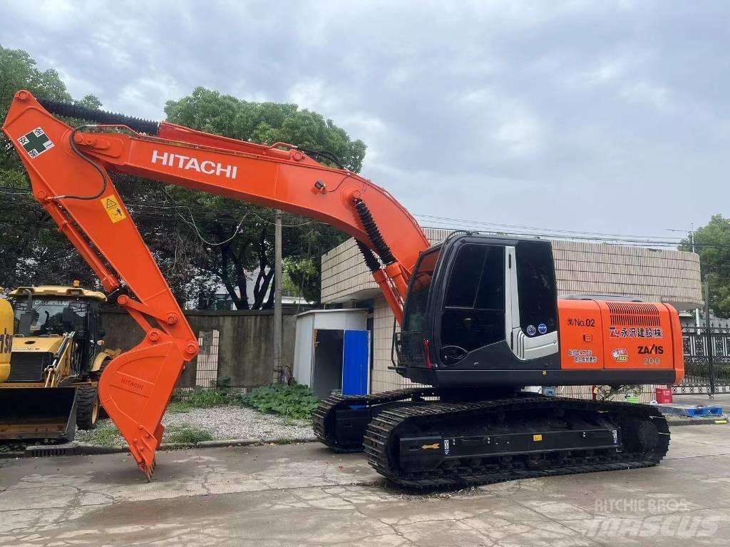 Hitachi ZX 200 Paletli ekskavatörler