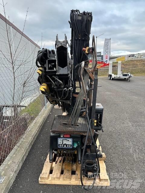 Hiab 122 B-3 CL Yükleme vinçleri