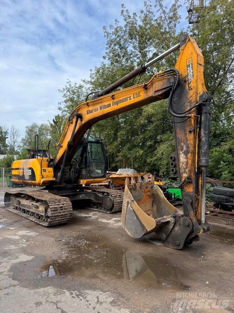 JCB JS 220 LC Paletli ekskavatörler
