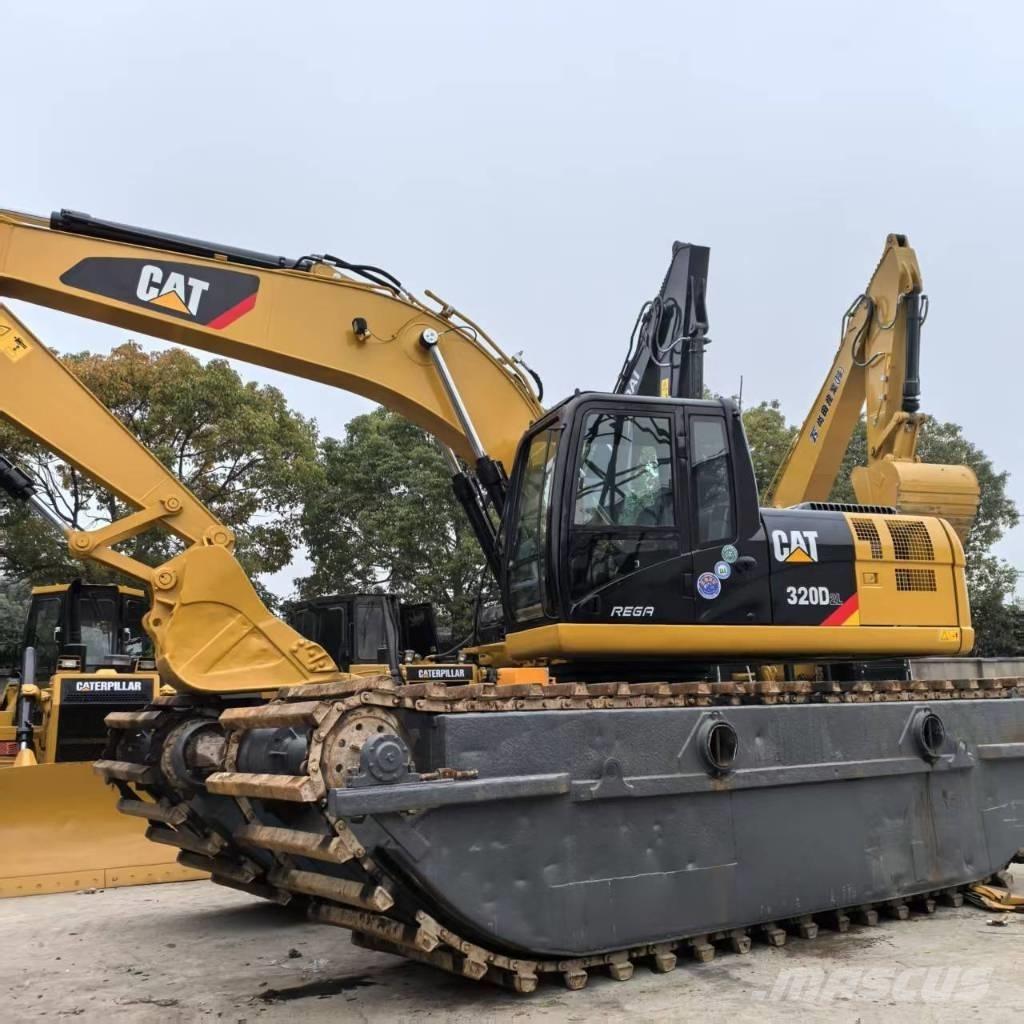 CAT 320 D Amfibi Ekskavatörler